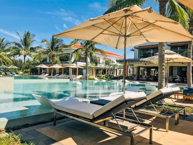 nihi sumba resort